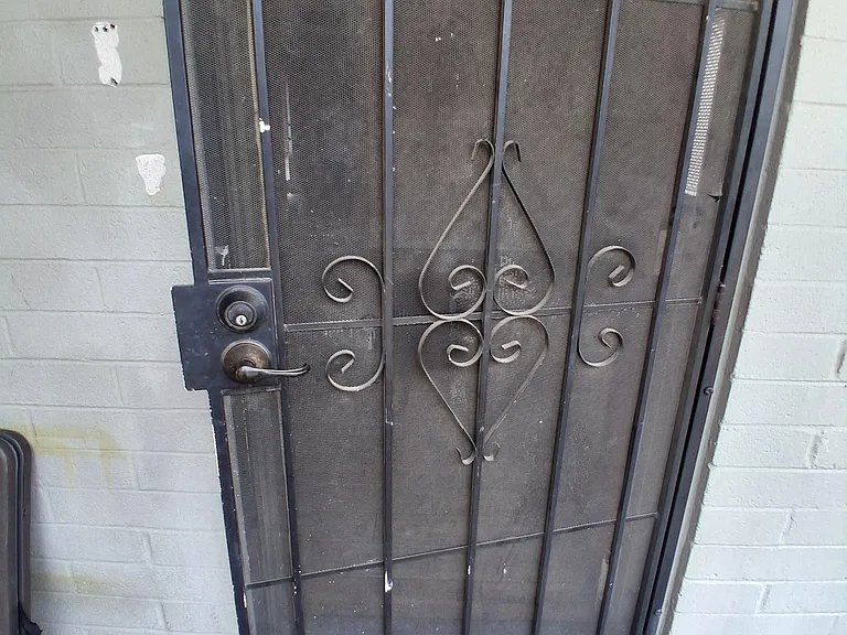 Geronimo Apartments — Photo 7