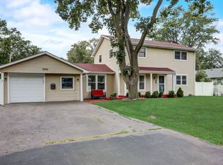 2503 Dove St, Rolling Meadows, IL 60008