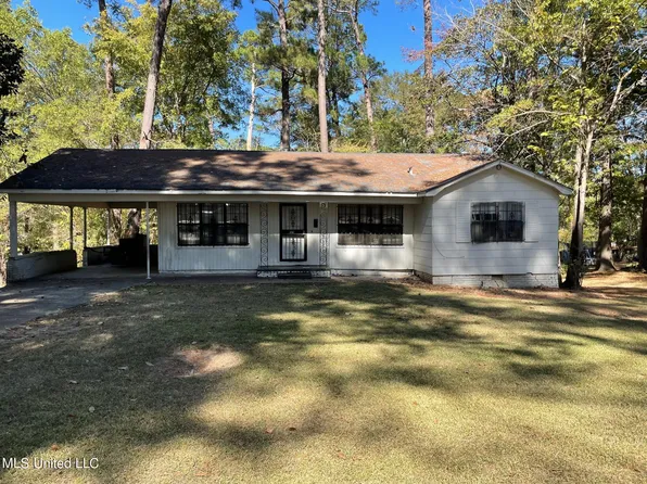 312 Pine Ridge Rd, Jackson, MS 39206