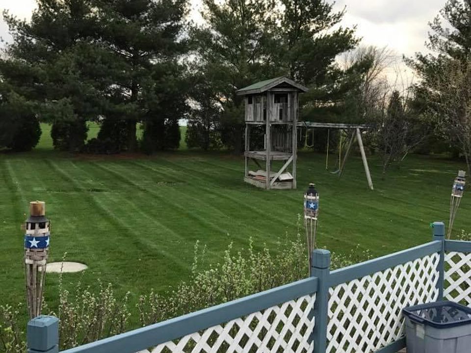 1st image of 13936 Oakdale Pl