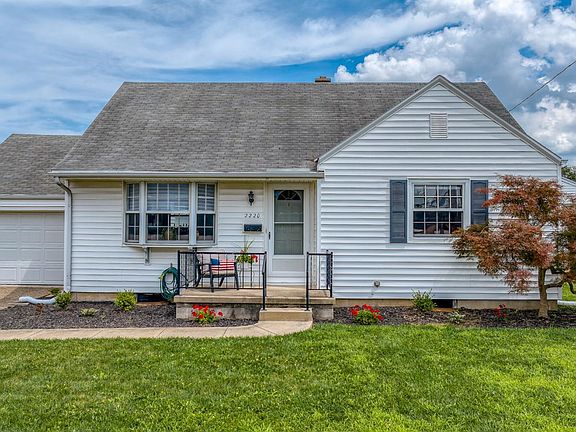 2nd image of 2220 Stahlwood Dr