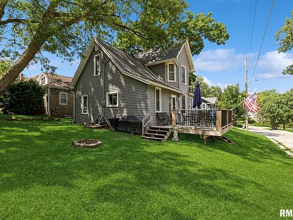 3rd image of 1301 Caroline Ave