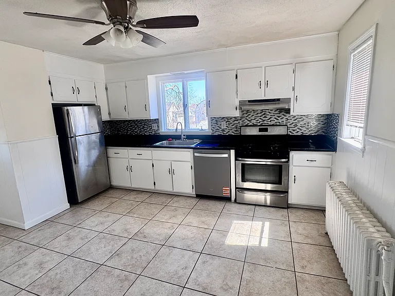 47 Summer St #2 — Photo 3