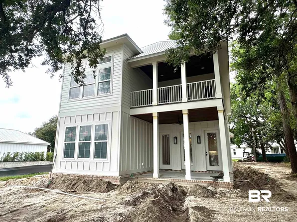 2613 Chastain St, Gulf Shores, AL 36542