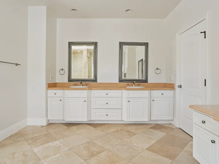 5128 Avenida Hacienda — Photo 46