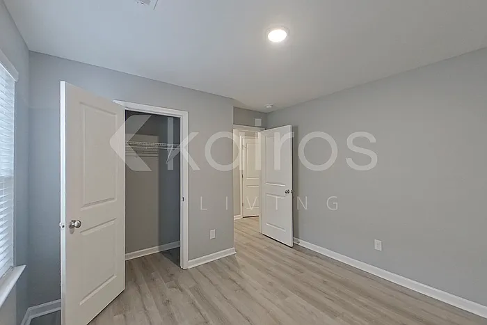 653 June St — Photo 8