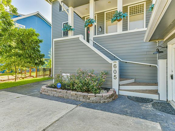 5th image of 605 Quintana Roo Pl