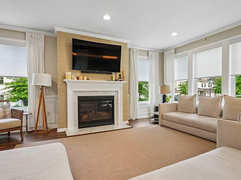 12 Eckert Dr — Photo 6