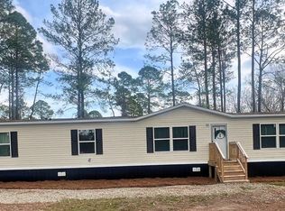308 Cowboy Rd, Jesup, GA 31545
