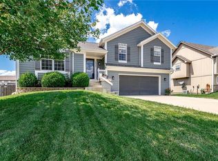 19980 S Crestone St, Spring Hill, KS 66083