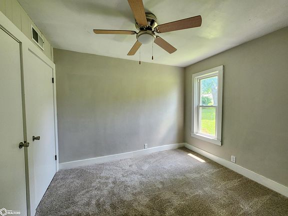 5th image of 614 5th St
