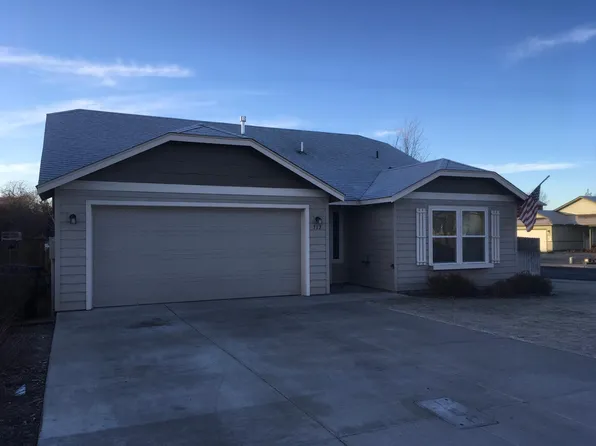 712 NE Redwood Ave, Redmond, OR 97756