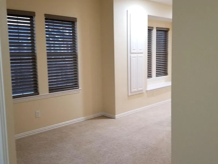 4000 Rome Ct — Photo 23