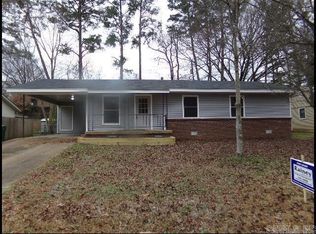 8 Brookway Ln, North Little Rock, AR 72120