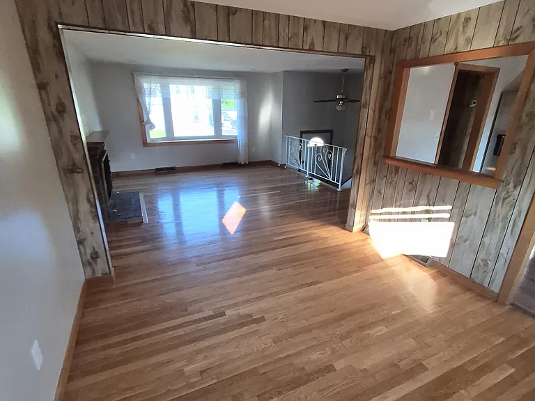 59 Pomona Dr — Photo 16