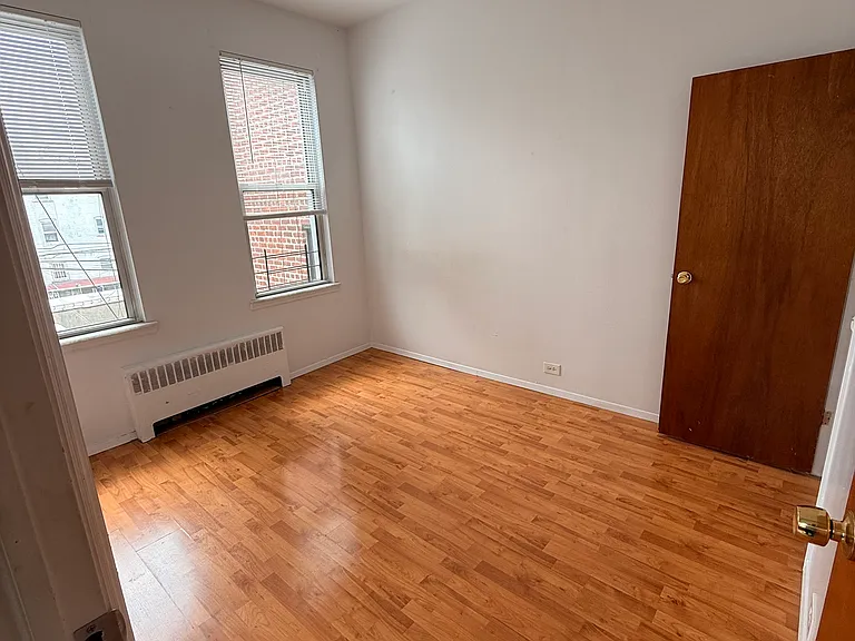 32-29 46th St #2F — Photo 8
