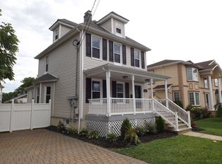 46 Hazelton St, Ridgefield Park, NJ 07660