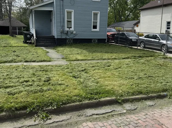 145 Haymaker Ave NW, Warren, OH 44485