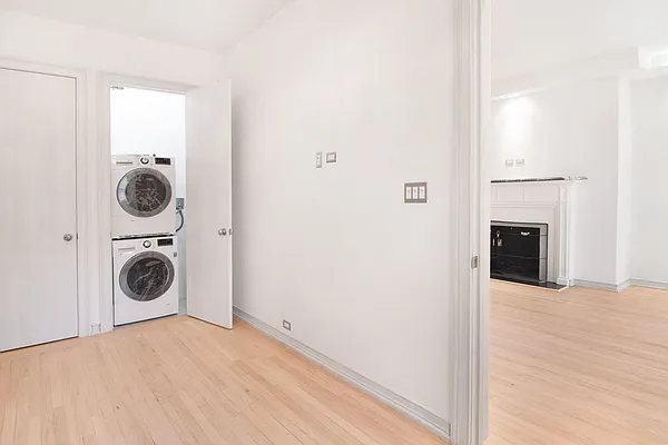 Rented by WAM Partners - William Moses Co. | media 9