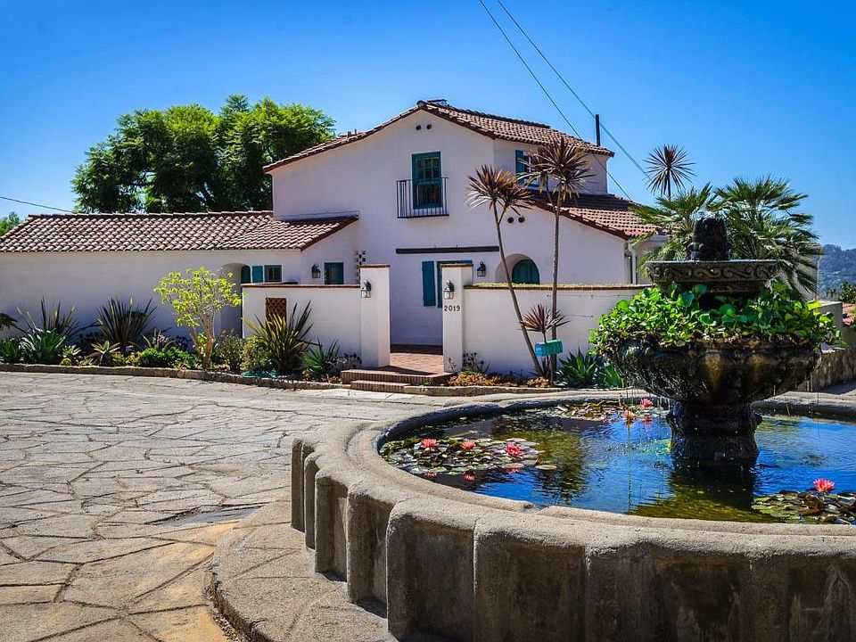 1st image of 2019 Plaza Bonita