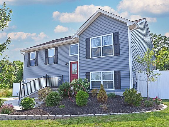 2nd image of 614 Summer Pointe Dr