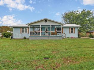 435 Patton Heights Cir, Jamestown, TN 38556