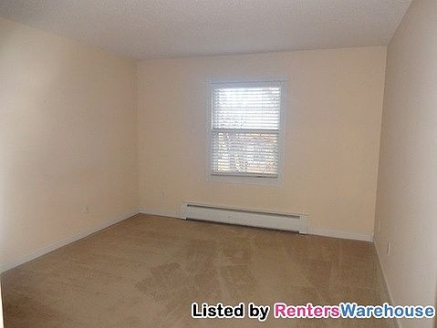 5th image of 806 Old Settlers Trl APT 5