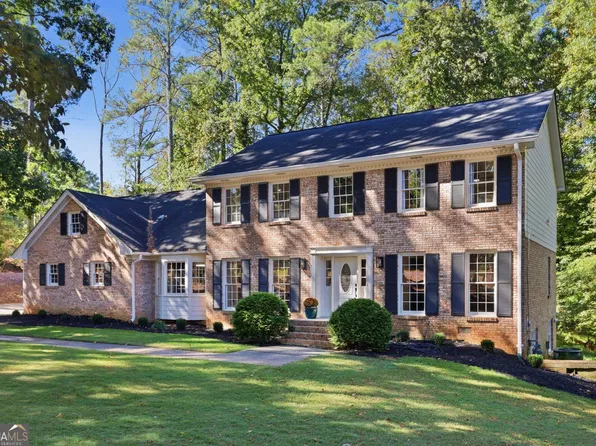 2949 Spalding Dr, Sandy Springs, GA 30350