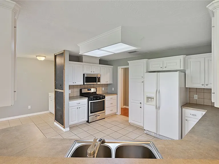 4406 Colony Chase Dr — Photo 5