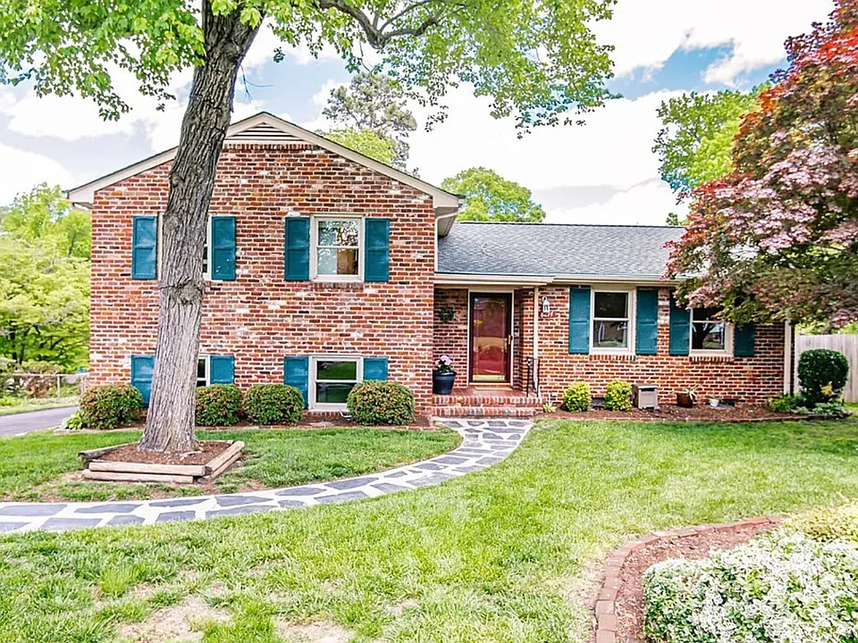 8214 Ireton Rd