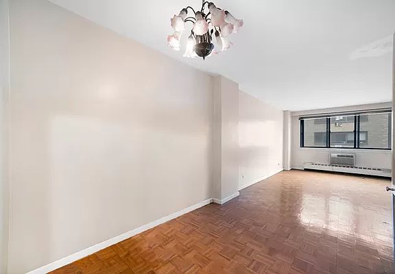 3rd image of 16 W 16th St APT 12NN