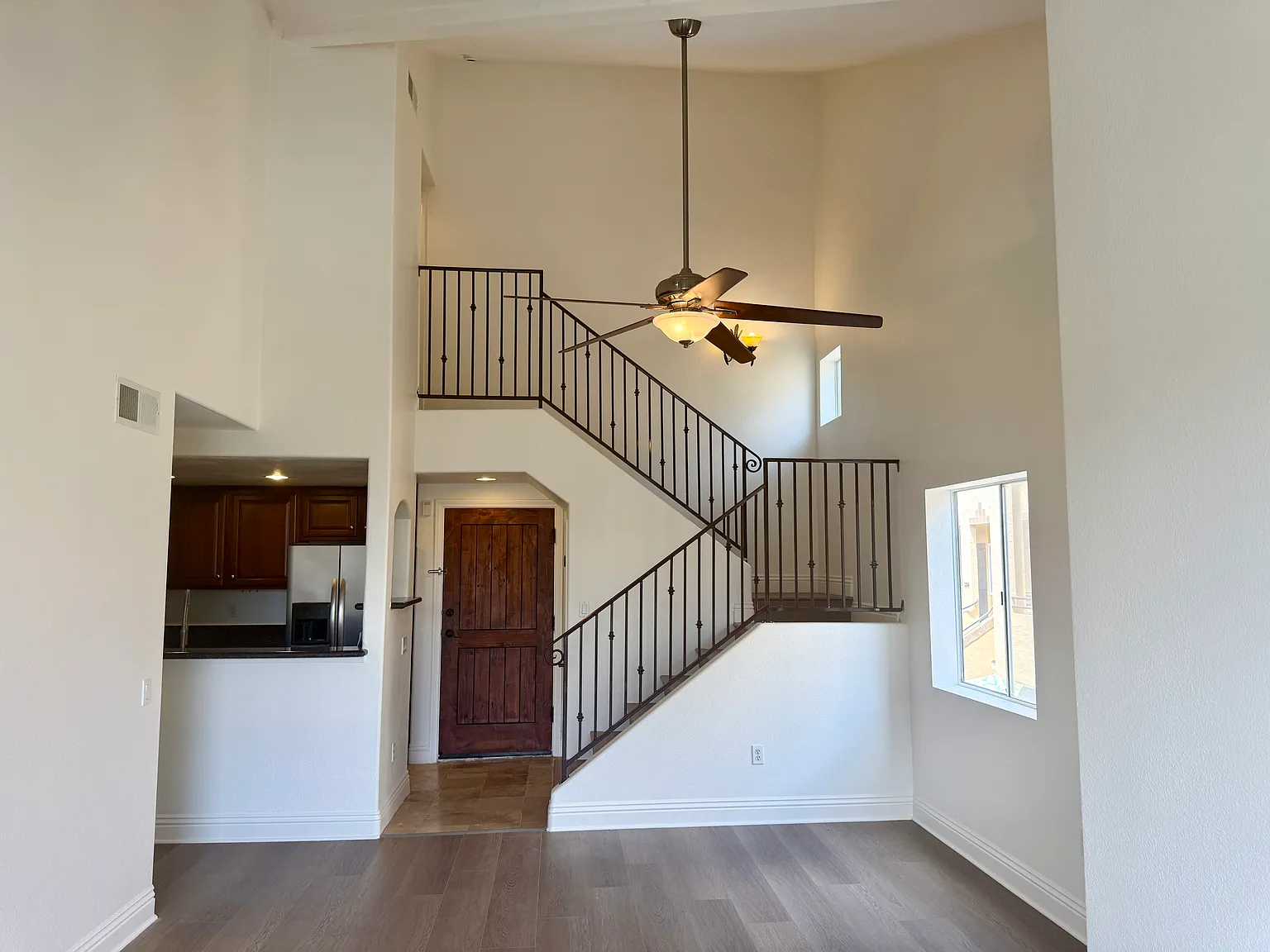 2 bed, 1080 sqft, $3,550 — Photo 4
