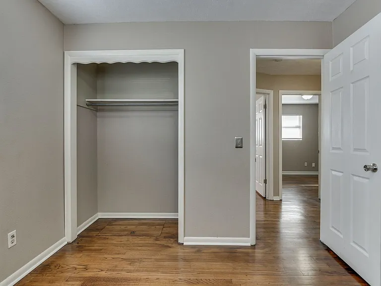 1432 SW 61st Ter — Photo 37