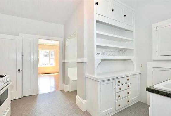 3rd image of 850 Presidio Ave