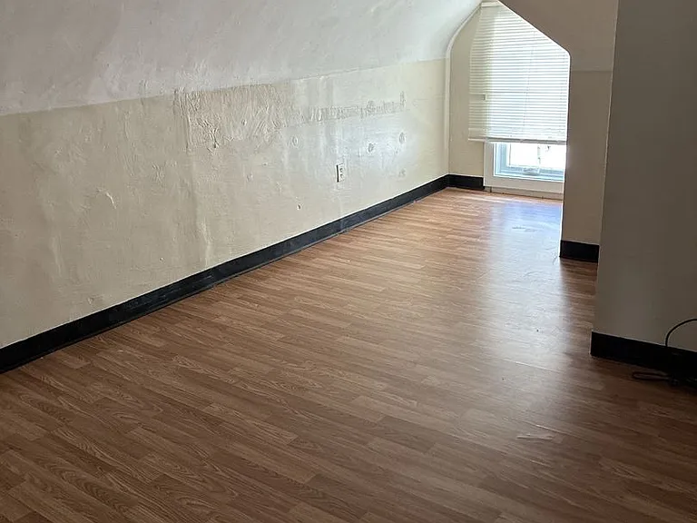 521 Locust Ave — Photo 13
