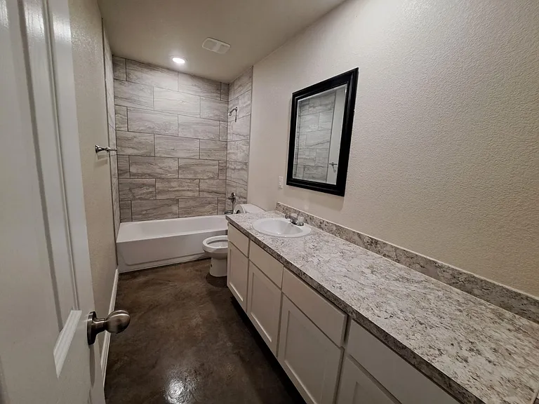 1403 Mulford St #A — Photo 17
