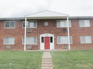445 Burcke Dr APT 4, Hazelwood, MO 63042