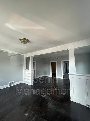 6628 W Lafayette Blvd Photo 1