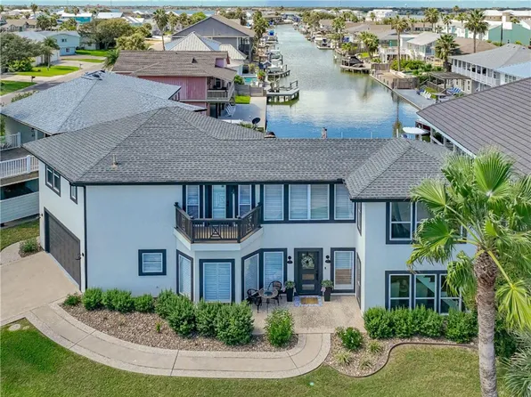 1871 Bay Shore Dr, Rockport, TX 78382