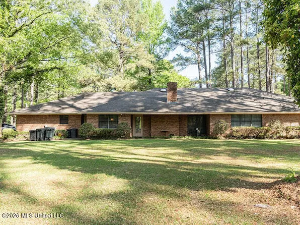 383 Heritage Pl, Jackson, MS 39212