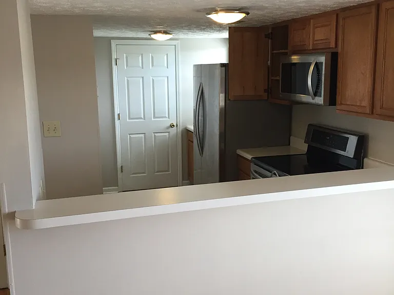 Kitchen/Bar