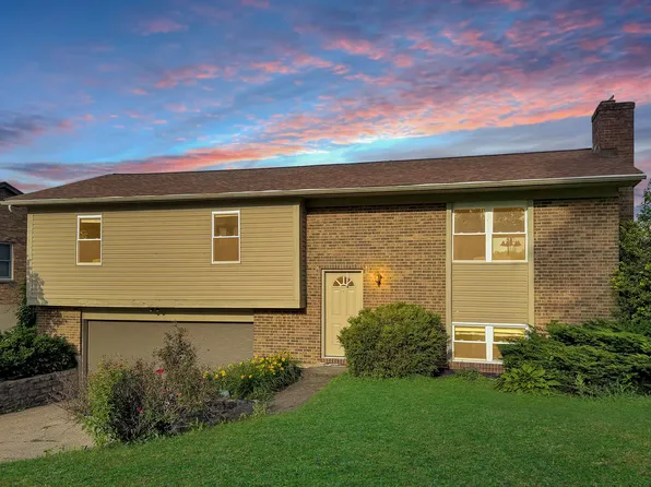 755 Meadow Wood Dr, Villa Hills, KY 41017