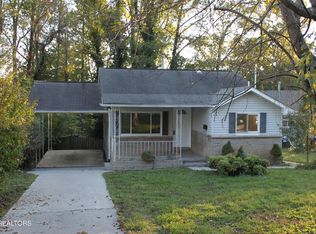 129 Wainwright Rd, Oak Ridge, TN 37830