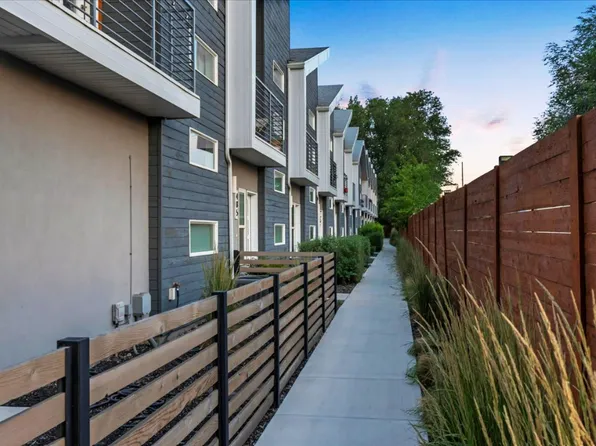 449 N Beaumont Ct E, Salt Lake City, UT 84116