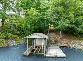 6 Crafts Ford Ct, Wirtz, VA 24184