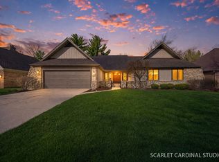 320 Oakwood Ct, Wheaton, IL