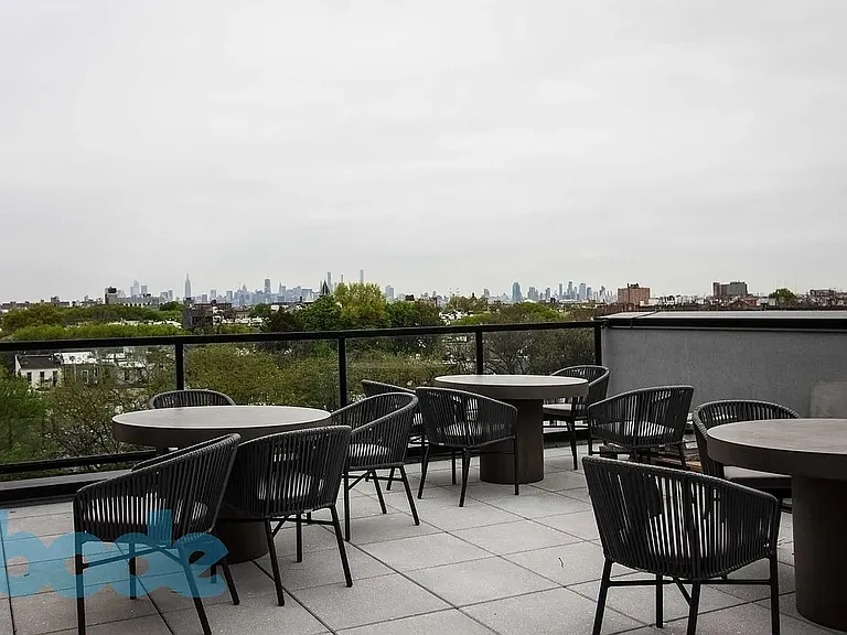980 Halsey St #3D — Photo 8