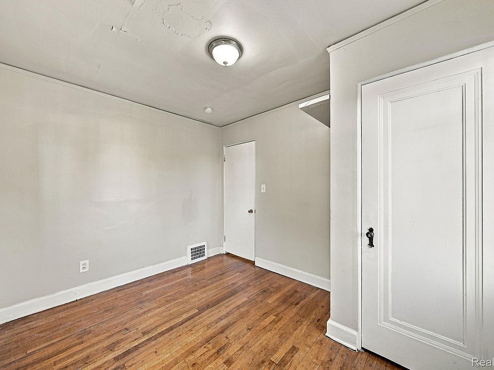 14257 Mansfield St, photo 23