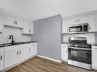 7601 Golfway Ct, Hammond, IN 46324