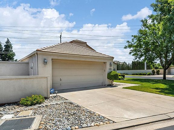 3rd image of 1000 Copper Bridge Ct